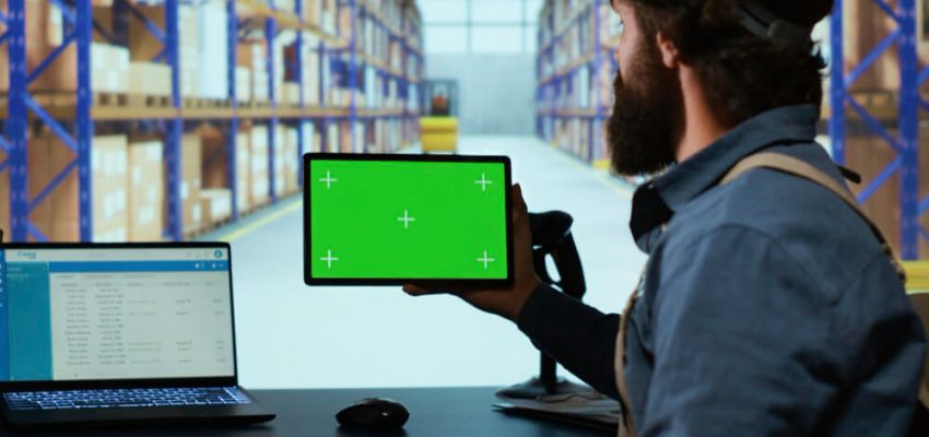 איך לארגן מחסן לחנות אינטרנטית בצורה יעילה וחכמה?